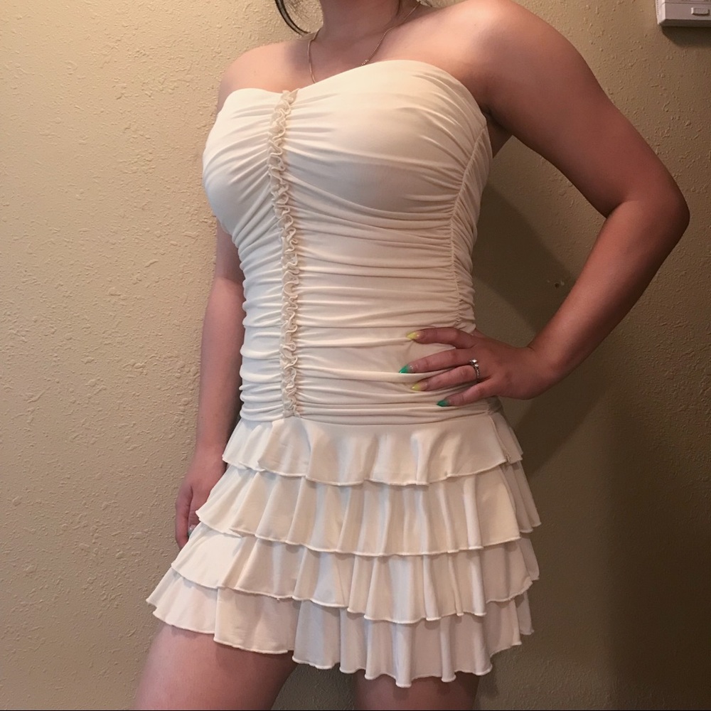 NWOT Strapless Ruffle Hem Dress with Shirring